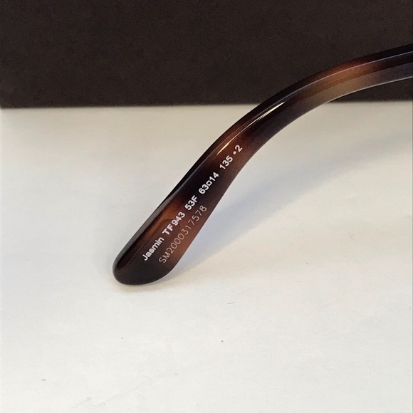 New - 💯 Original TOM FORD FT0943 JASMIN HAVANA SUNGLASSES - Picture 13 of 14